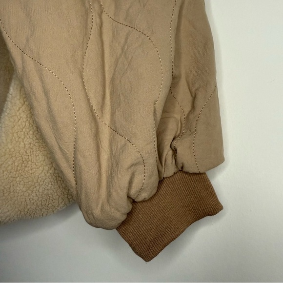 ANTHRO PAPER CRANE Jenea Cozy Neutral Quilted Sleeve Boxy Fall Teddy Jacket - Picture 6 of 7